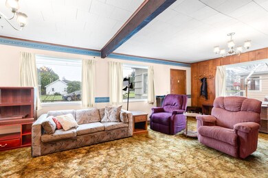 15-web-or-mls-520 Cedar-16