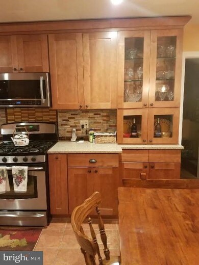 12105 Rockledge Dr, Bowie, MD 20715 - photo 4