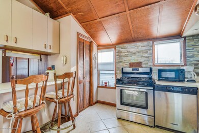 011_Kitchen