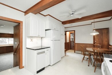 444 Rogers Ave, West Springfield, MA 01089 - photo 5