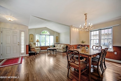 04-Living Room to Dining