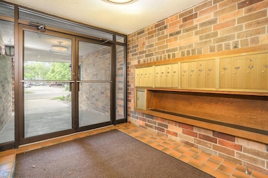 220 8th St S unit B2, Fargo, ND 58103 - photo 4