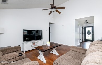 406 Lentz Ln, Mount Washington, KY 40047 - photo 5