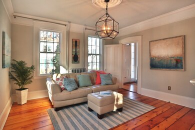 21 Titcomb St, Newburyport, MA 01950 - photo 6