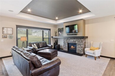 3421 Ushers Ridge Blvd NE, Cedar Rapids, IA 52411 - photo 5