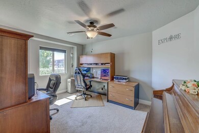 6-3671 E Tauri Way