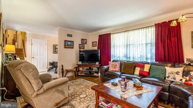 2848 Shanandale Dr, Silver Spring, MD 20904 - photo 5