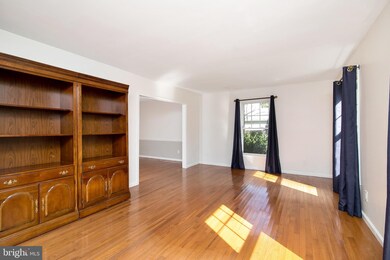 16 Schoolhouse Dr, Medford, NJ 08055 - photo 6