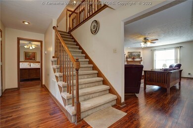 307 Dawn St, Scott Depot, WV 25560 - photo 4