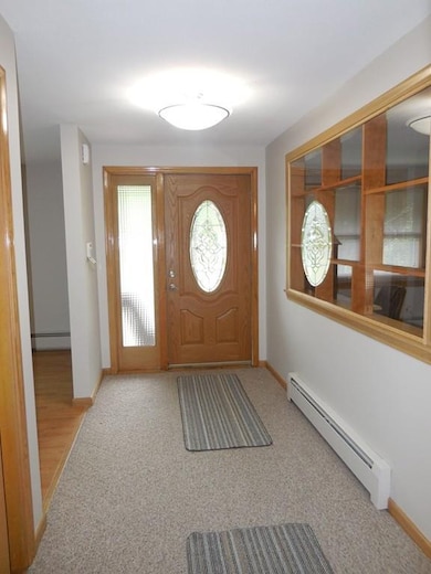 48 Fanjoy Dr, Chicopee, MA 01013 - photo 2