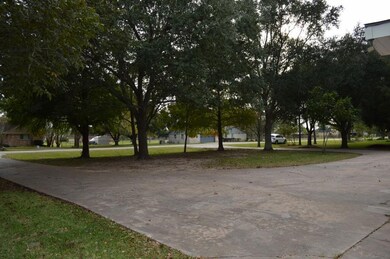 5125 Colonial Dr, Pearland, TX 77584 - photo 7