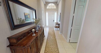 2 - FOYER