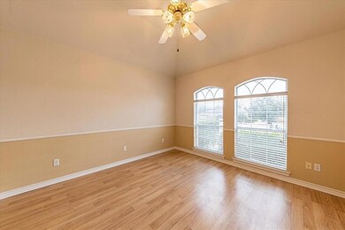 305 Aqua Vista Dr, Granbury, TX 76049 - photo 6