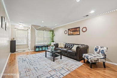 172 Windsong Cir, East Brunswick, NJ 08816 - photo 2