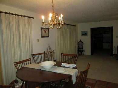 10620 Park View Cir, El Paso, TX 79935 - photo 7