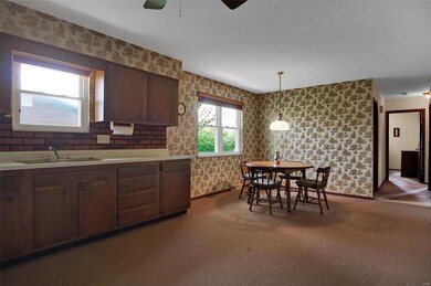 908 Borri Dr, Maryville, IL 62062 - photo 7