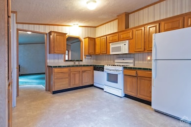 7139 Albany Post Rd unit 10, Rhinebeck, NY 12572 - photo 6