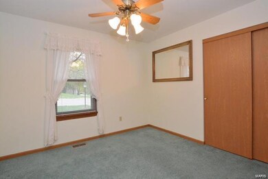 2750 Penbrooke Ln, Saint Charles, MO 63301 - photo 4