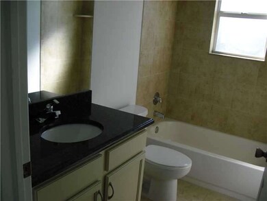 6632 Westview Dr, Lake Worth, FL 33462 - photo 7