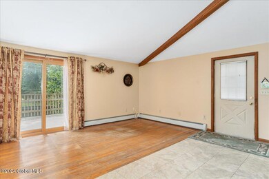 16 Hillview Ave, Rensselaer, NY 12144 - photo 6