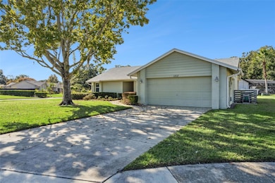 4818 Breezy Palms Ct, Windermere, FL 34786 - photo 3