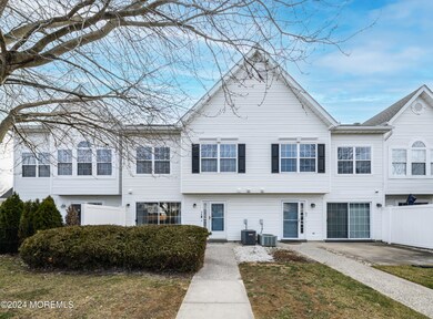 94 Madison Ct, Tinton Falls, NJ 07712 - photo 4