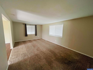 4360 Monroe Ave NE, Salem, OR 97301 - photo 4