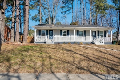 312 W Park St, Cary, NC 27511 - photo 3