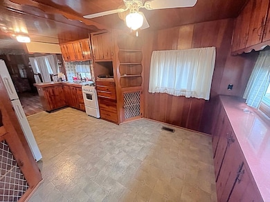 212 Anker Ln unit 41, Germantown Hills, IL 61548 - photo 4