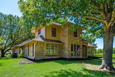 2401 Pebble Beach Dr, Ennis, TX 75119 - photo 4