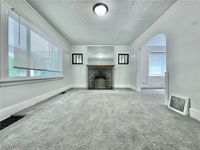 2208 Newton St, Akron, OH 44305 - photo 7