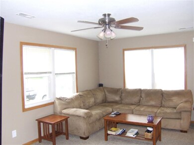 2103 W 69th St, Davenport, IA 52806 - photo 3