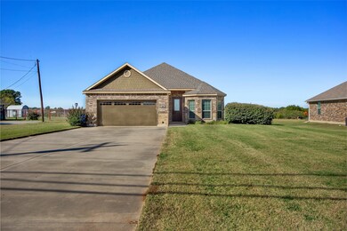 627 Bois d Arc St, Whitesboro, TX 76273 - photo 2