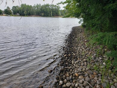 32 Chickadee Ln, Livermore, ME 04253 - photo 7