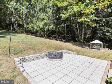 11903 Mcmullen Hwy SW, Cumberland, MD 21502 - photo 4