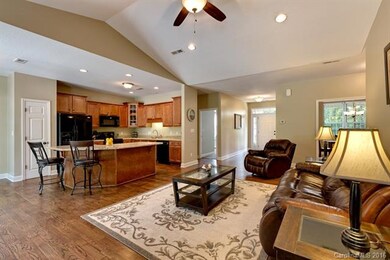 108 Shannon Ln, Leicester, NC 28748 - photo 5