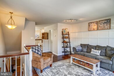 8510 Coronation Ln, Bristow, VA 20136 - photo 7