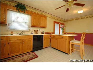 134 Newman Way, Mount Washington, KY 40047 - photo 2