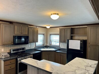 7 Primrose Dr, Tilton, NH 03276 - photo 7