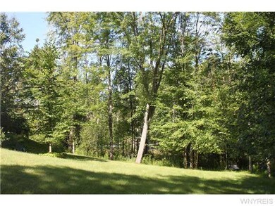 Yard Wooded Rear Yard