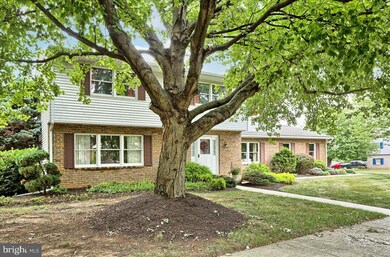 2115 Foxfire Dr, Mechanicsburg, PA 17055 - photo 4