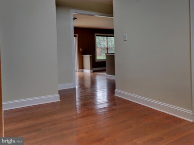 6240 Betteker Ln, Saint Thomas, PA 17252 - photo 4