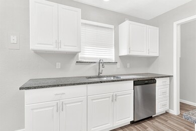 363 Mustang Dr, Saginaw, TX 76179 - photo 4