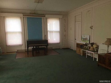 Dining Room. Dining room, for scale, that is a bab