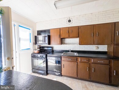 1943 Denbury Dr, Dundalk, MD 21222 - photo 7