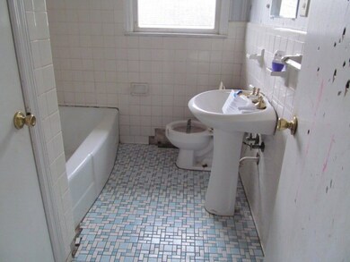 2426 Tredway Dr, Macon, GA 31211 - photo 5