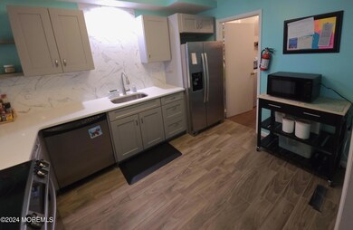 9B Dennison Dr unit B, East Windsor, NJ 08520 - photo 6