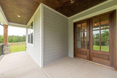 RGA-0379-00_Ballentine C_Front Porch (2)