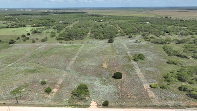 138 County Road 476, Stockdale, TX 78160 - photo 2