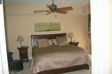 6291 Cascade Pointe Dr SE unit 12, Grand Rapids, MI 49546 - photo 5